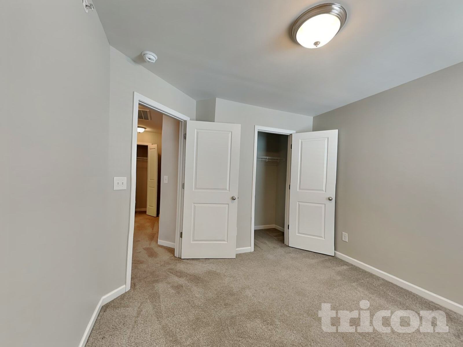 Building Photo - 406 Riverwood Ct