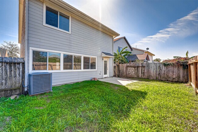 Building Photo - 7603 Chalk Hill