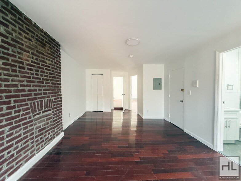 Building Photo - FULTON STREET / Available Now – No Fee! Sp...