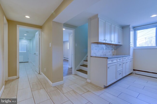 Building Photo - 1206 Riggs Ct