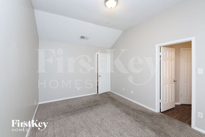 Building Photo - 1582 Beaver Trail Dr