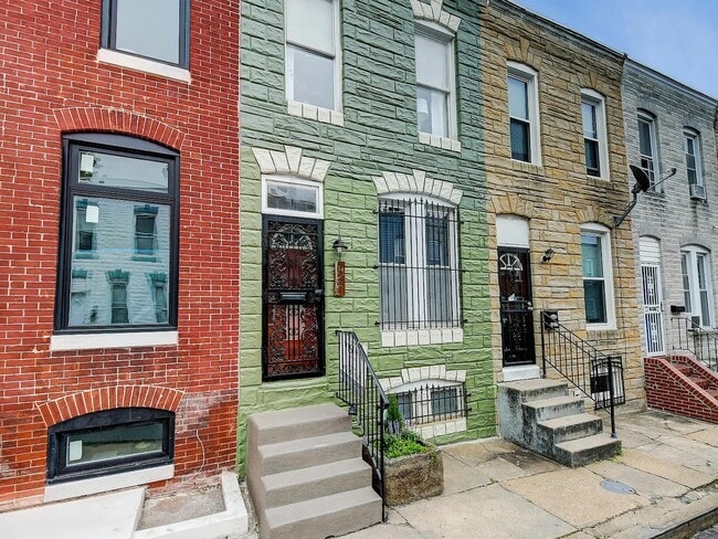 Building Photo - 2721 Miles Ave