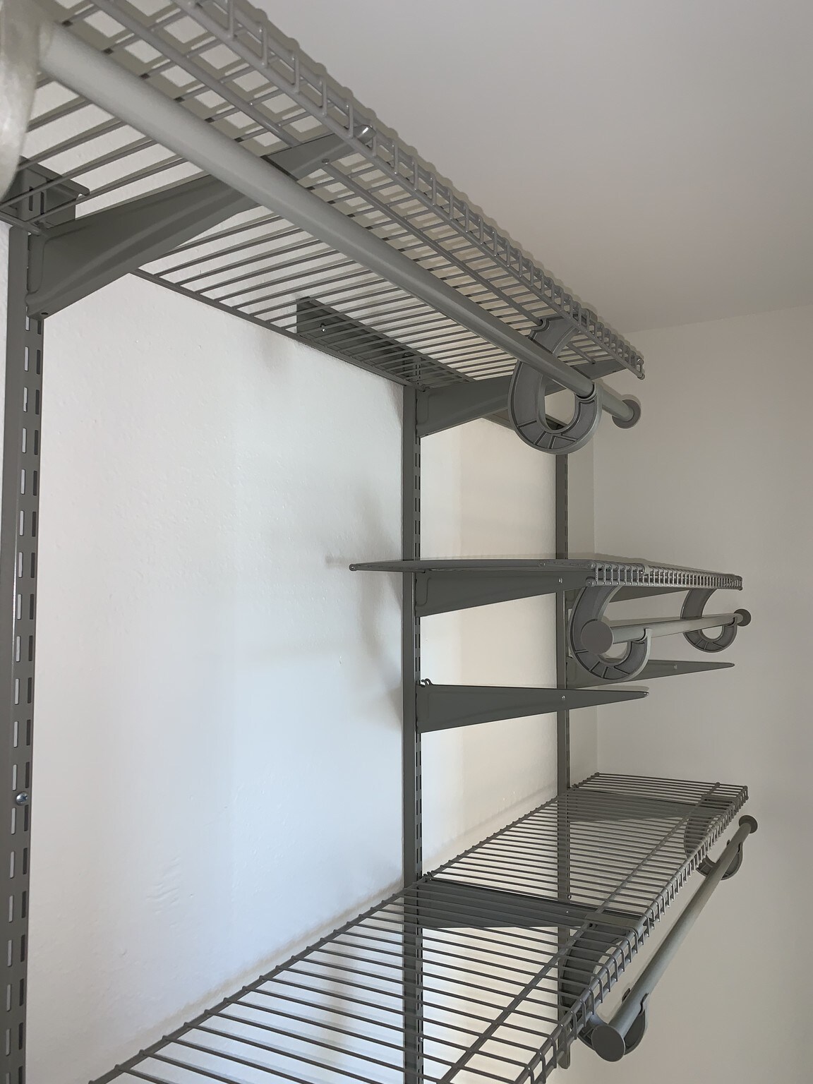 Custom Closets - 420 Hardison Way
