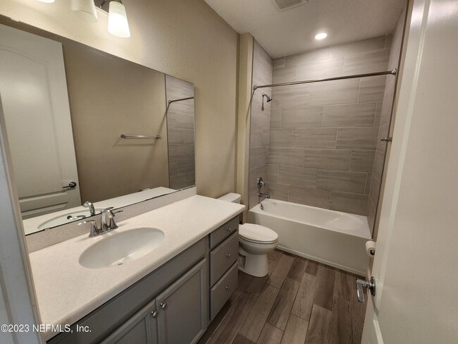 Building Photo - 310 Broomsedge Cir