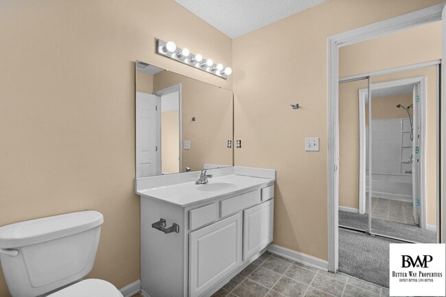 Building Photo - 233 Rosebrook Dr