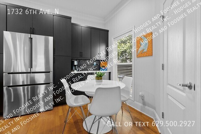 Building Photo - 1732 6th Ave N