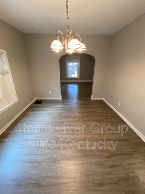 Building Photo - 5228 Section Ave