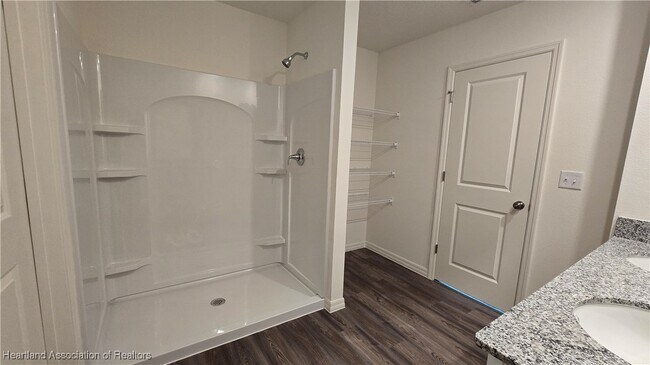 Building Photo - 1352 Stone Ridge Cir