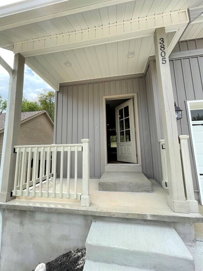Building Photo - New Construction in an established neighbo...
