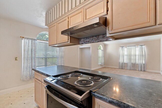 Building Photo - 2961 Viking Way