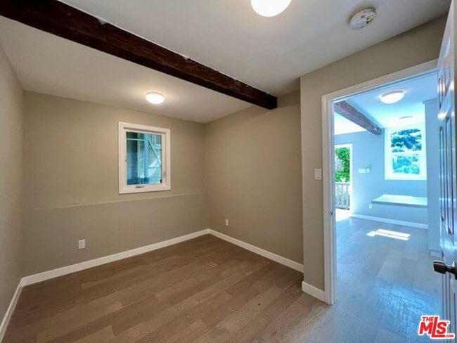 Building Photo - 1920 Preston Ave