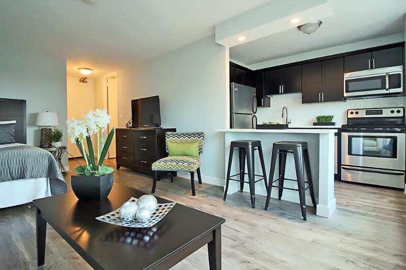 Building Photo - 89 E 11th St