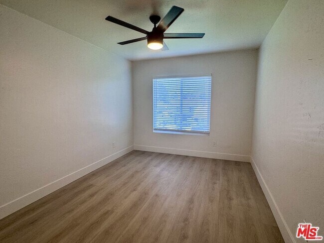 Building Photo - 2863 Carmar Way