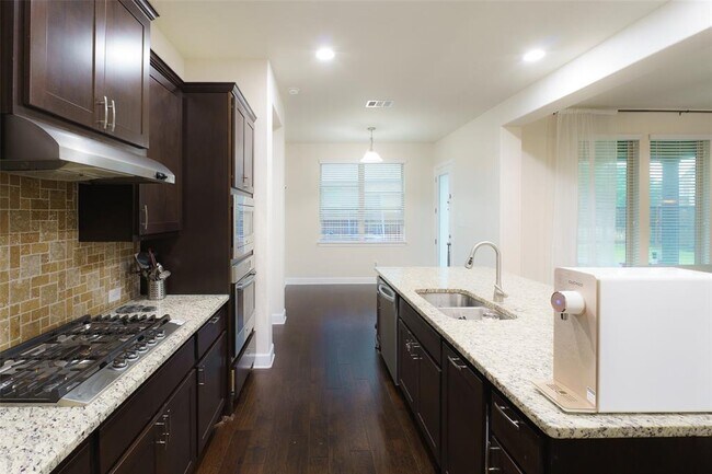 Building Photo - 209 Brantley Lake Ln