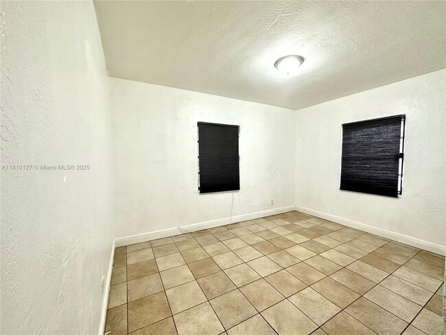 Building Photo - 1941 NE 157th Ter