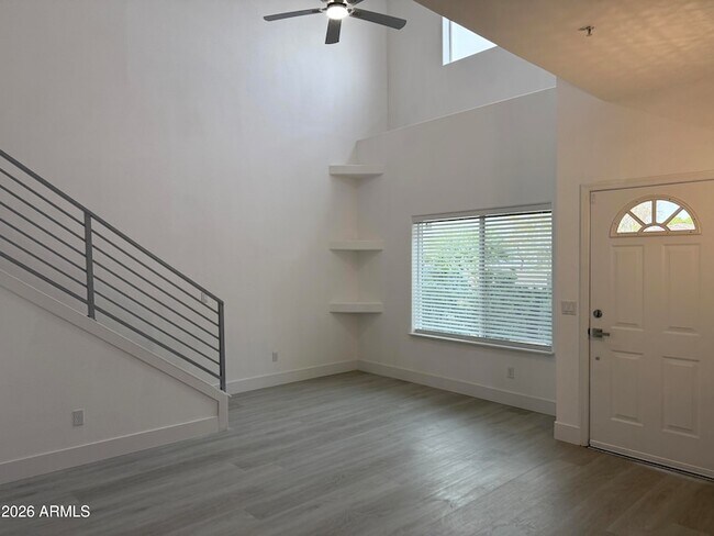 Building Photo - 12820 N Mountainside Dr