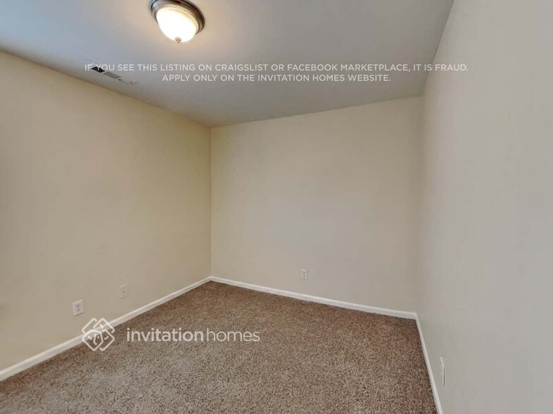 Building Photo - 711 Wilderness Trail Dr