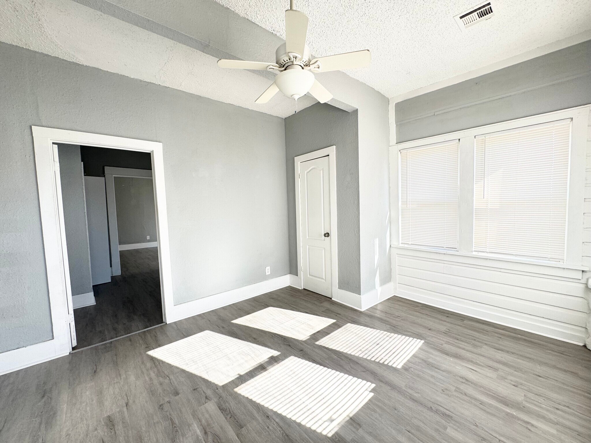 Building Photo - 1119 NW 9th St