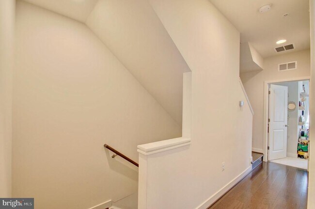 Building Photo - 8078 Tribeca St