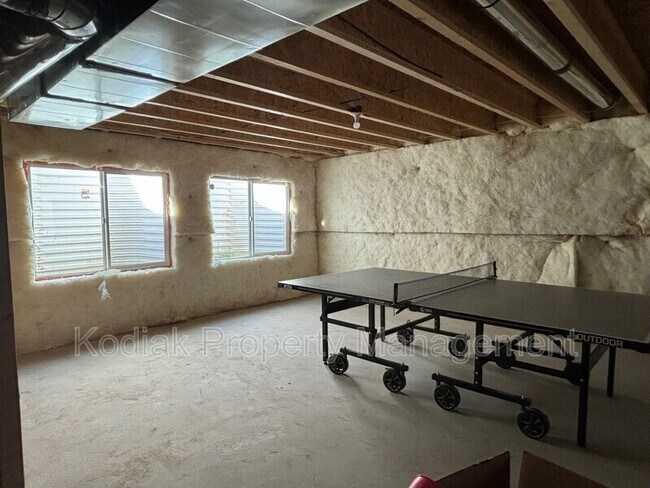 Building Photo - 13874 S Greenford Ln