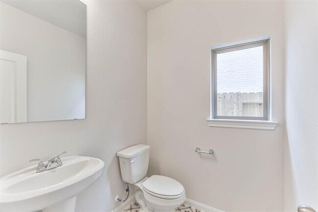 Building Photo - 704 Ocean Palms Dr
