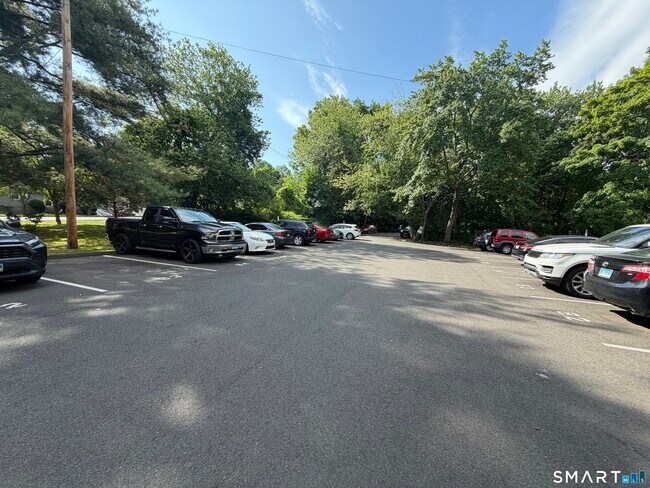 Building Photo - 3699 Broadbridge Ave