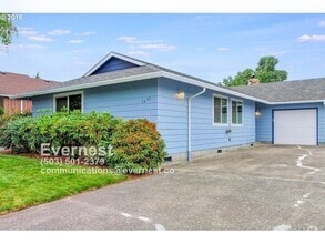 Building Photo - Modern 3-Bedroom Home with Stainless Steel...