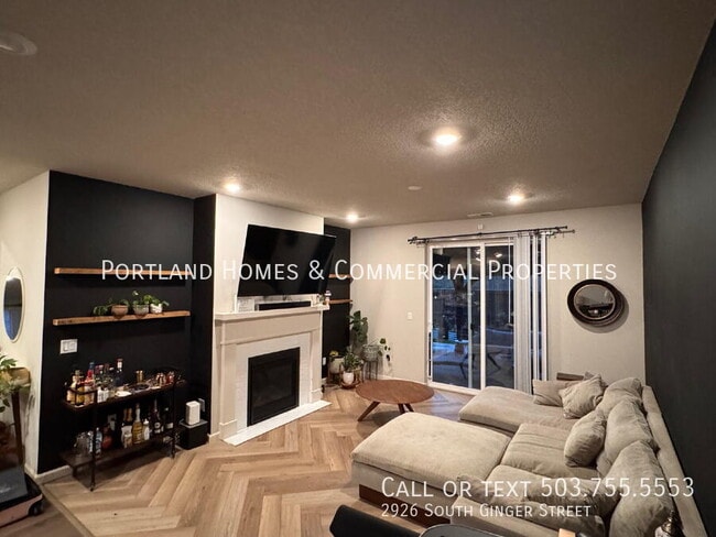 Building Photo - 2926 S Ginger St