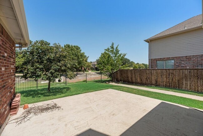 Building Photo - 4613 Pine Brook Dr