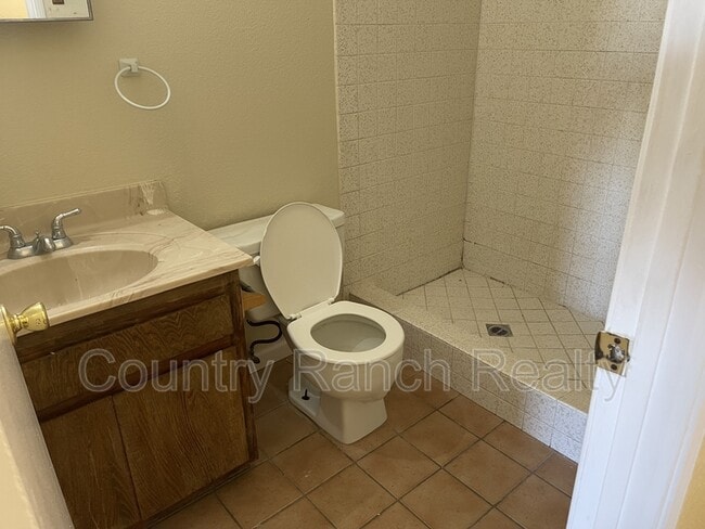 Building Photo - 4274 El Toro Dr