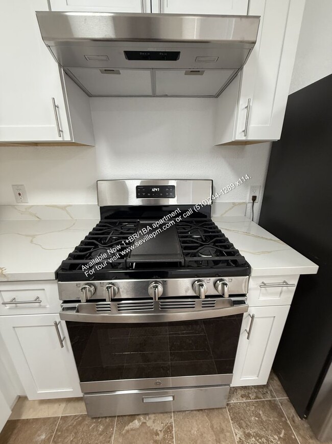 Building Photo - 2315 Legion Ave