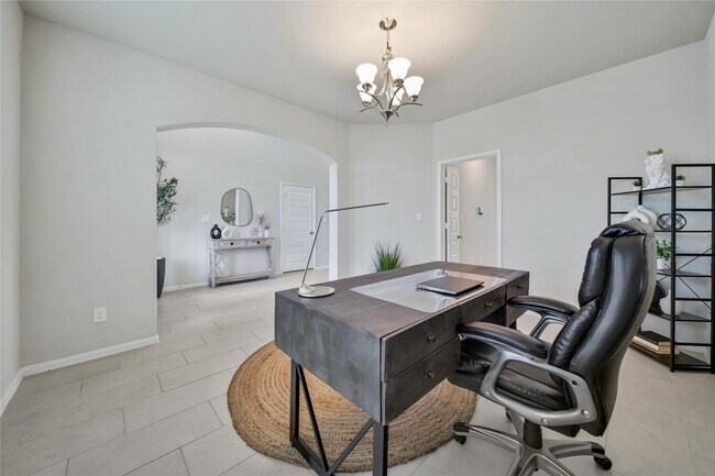 Building Photo - 7735 Wright Wood Dr