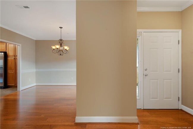 Building Photo - 1611 Bluffside Dr