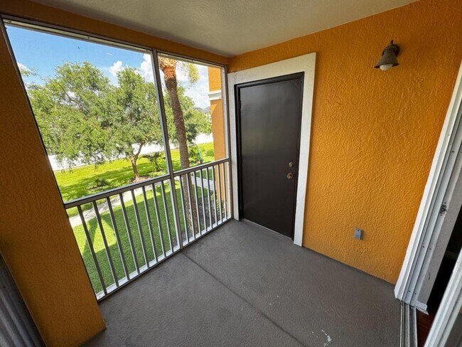 Building Photo - 5455 Vineland Rd