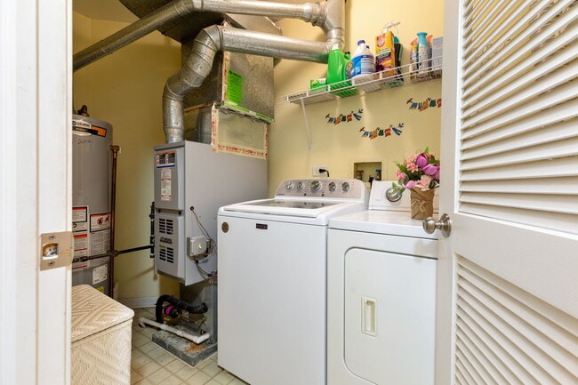 Building Photo - 22 Tyler Ct