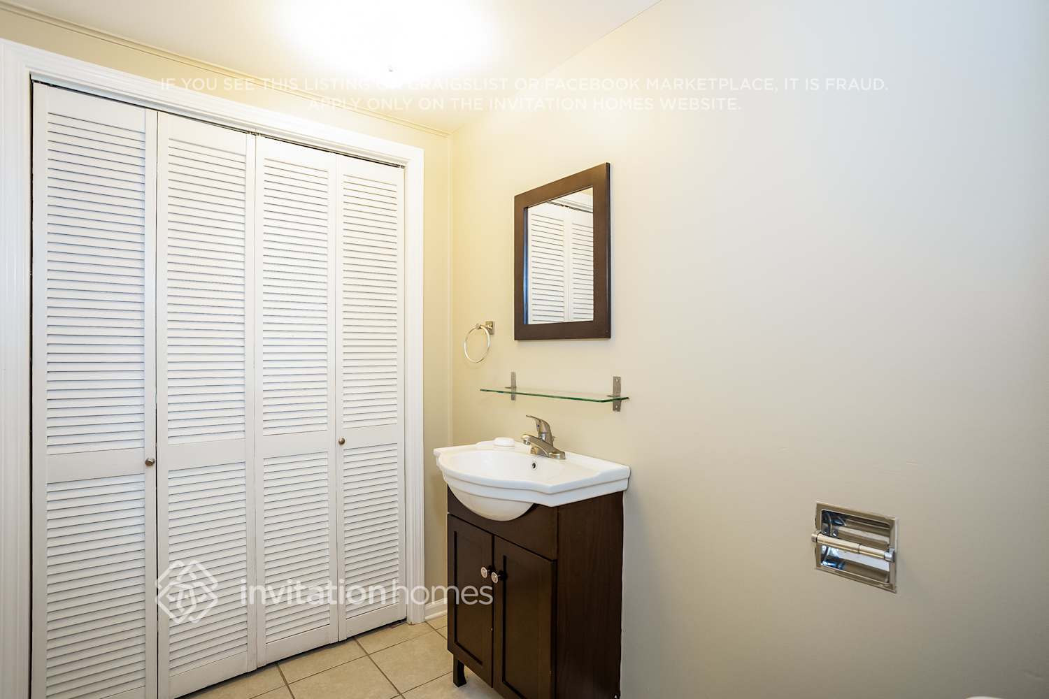 Building Photo - 14723 Menard Ave