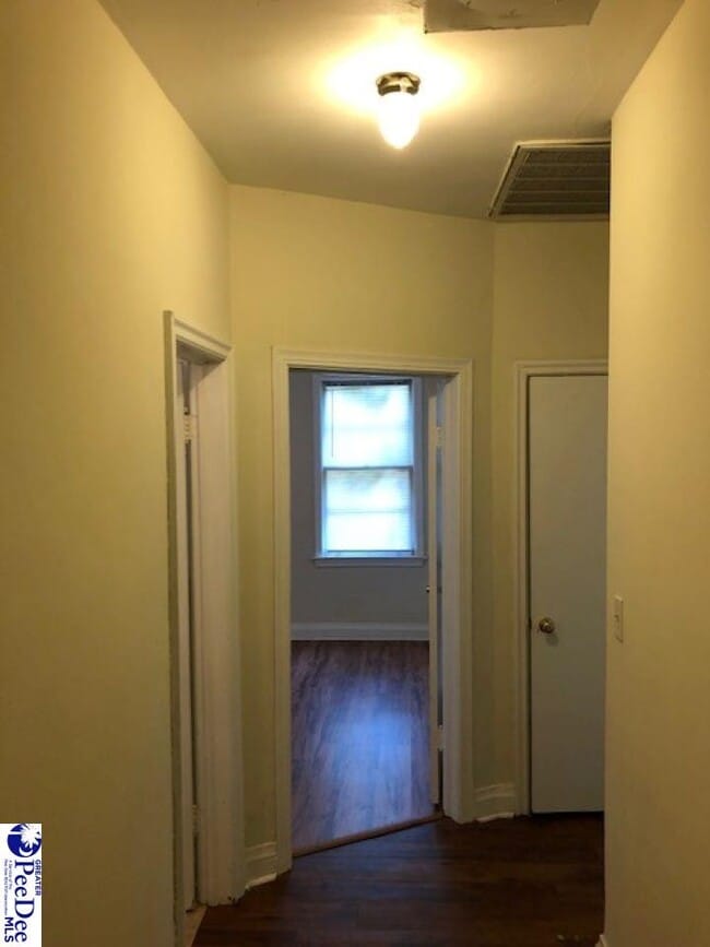 Building Photo - 1113 S Brunwood Dr