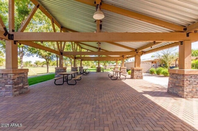Building Photo - 4540 E Portola Valley Dr
