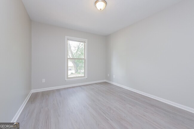 Building Photo - 8236 Greenmar Way