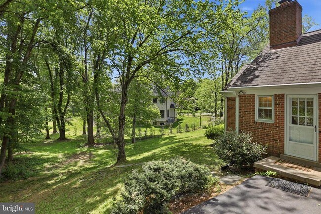 Building Photo - 1034 Walker Mill Rd