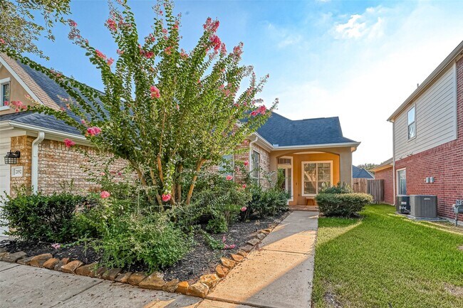 Building Photo - 21923 Shady Heath Ln