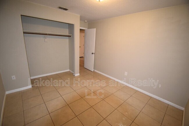 Building Photo - 2237 Bordeau Ct