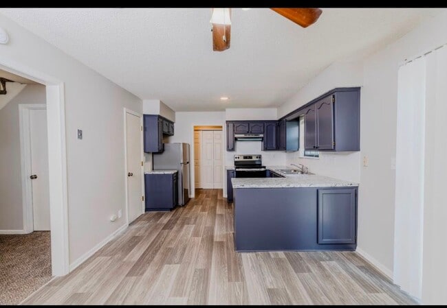 Building Photo - 6809 W 149th Terrace