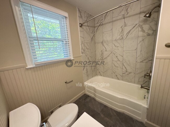 Building Photo - 20 Sir Abbott St