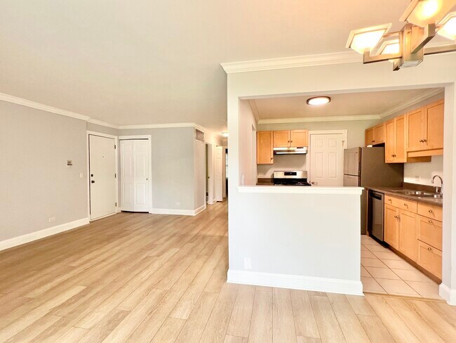 Building Photo - 1166 Buckingham Ct