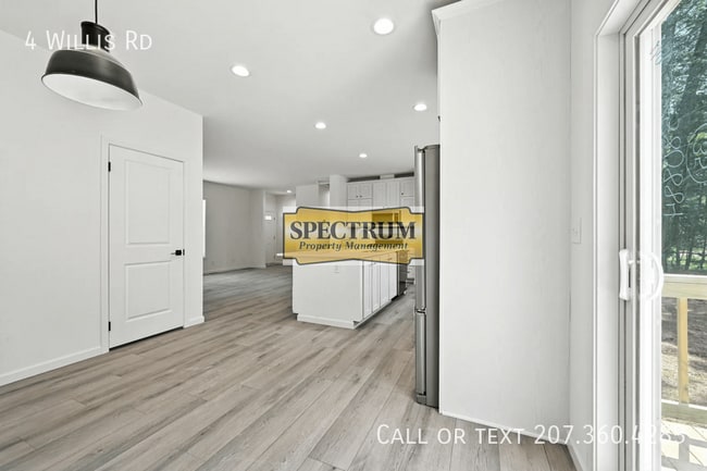 Building Photo - 4 Willis Rd