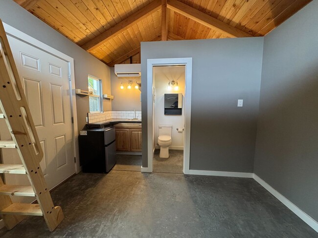 Building Photo - 7780 Montero Dr