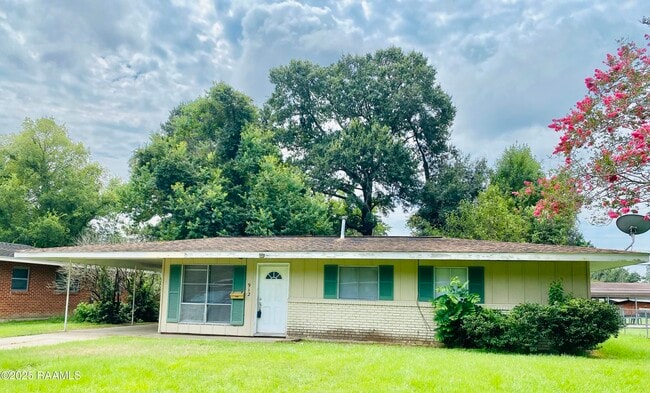 Primary Photo - 912 Choctaw Dr