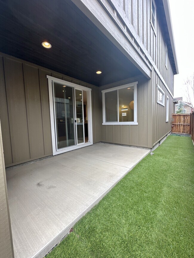 Building Photo - 20472 Del Coco Ct