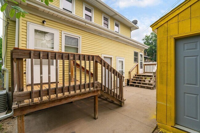 Building Photo - 519 Humboldt Ave